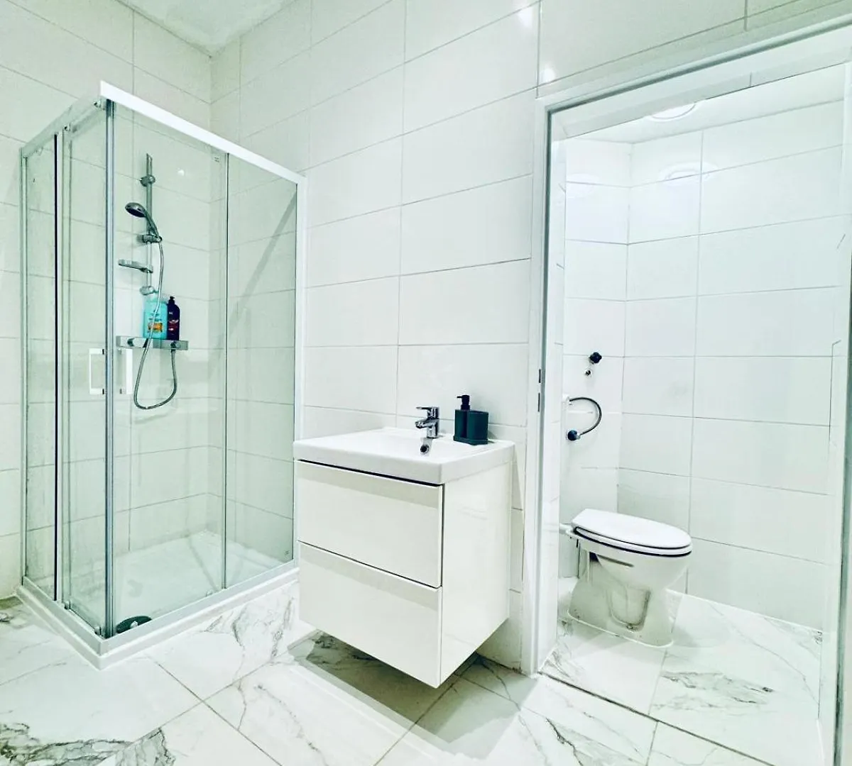 5Br Apartment, Only 10Min Walk To Matzleinsdorfer Platz Βιέννη 0*,  Αυστρία