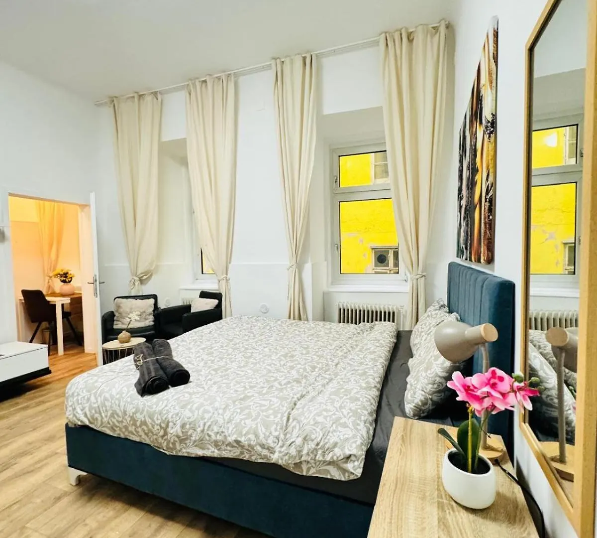 5Br Apartment, Only 10Min Walk To Matzleinsdorfer Platz Vienna Apartment