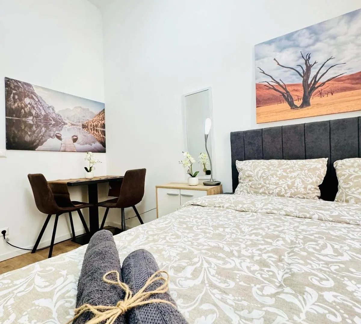 Apartment 5Br Apartment, Only 10Min Walk To Matzleinsdorfer Platz Vienna