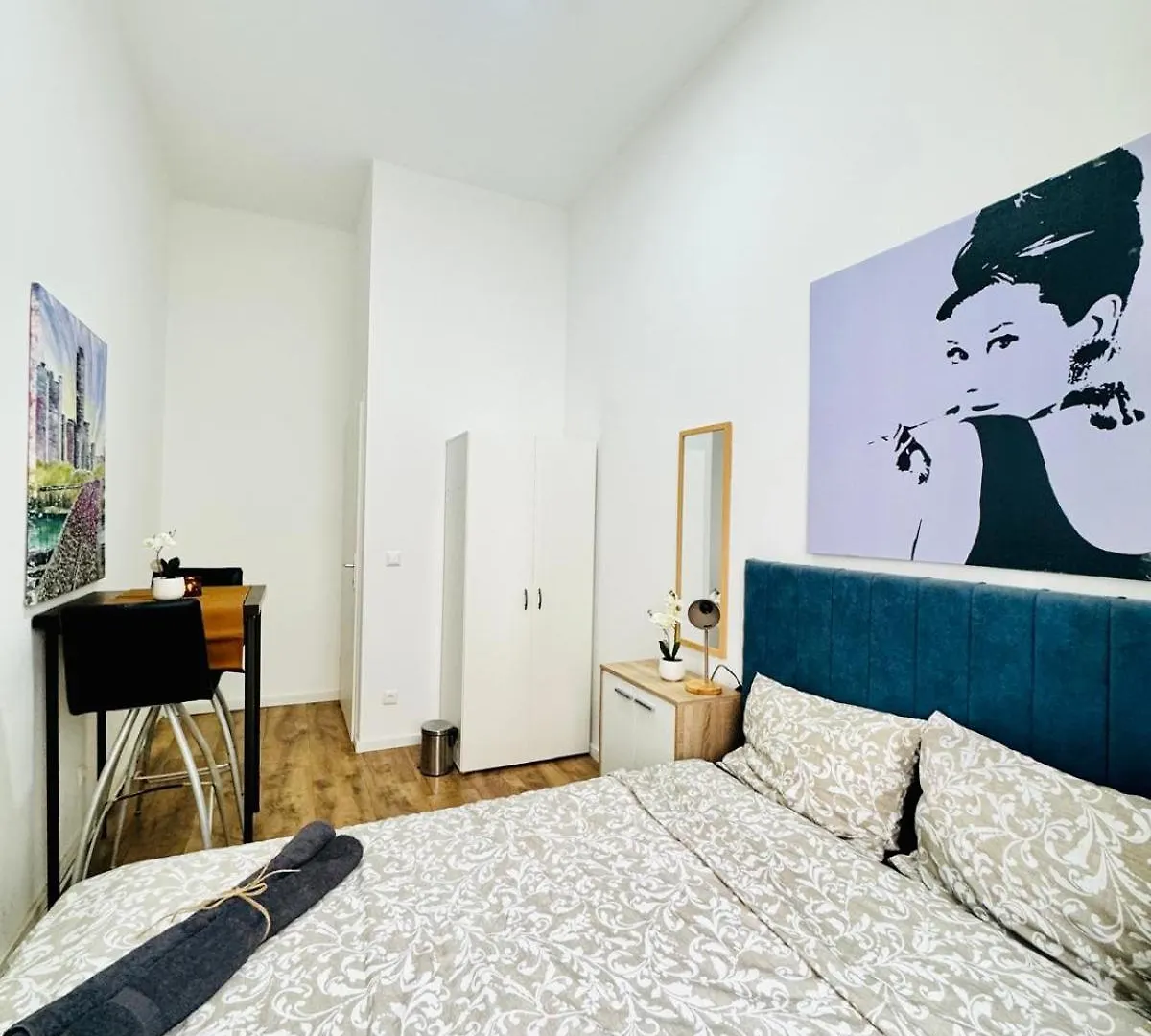 5Br Apartment, Only 10Min Walk To Matzleinsdorfer Platz location
